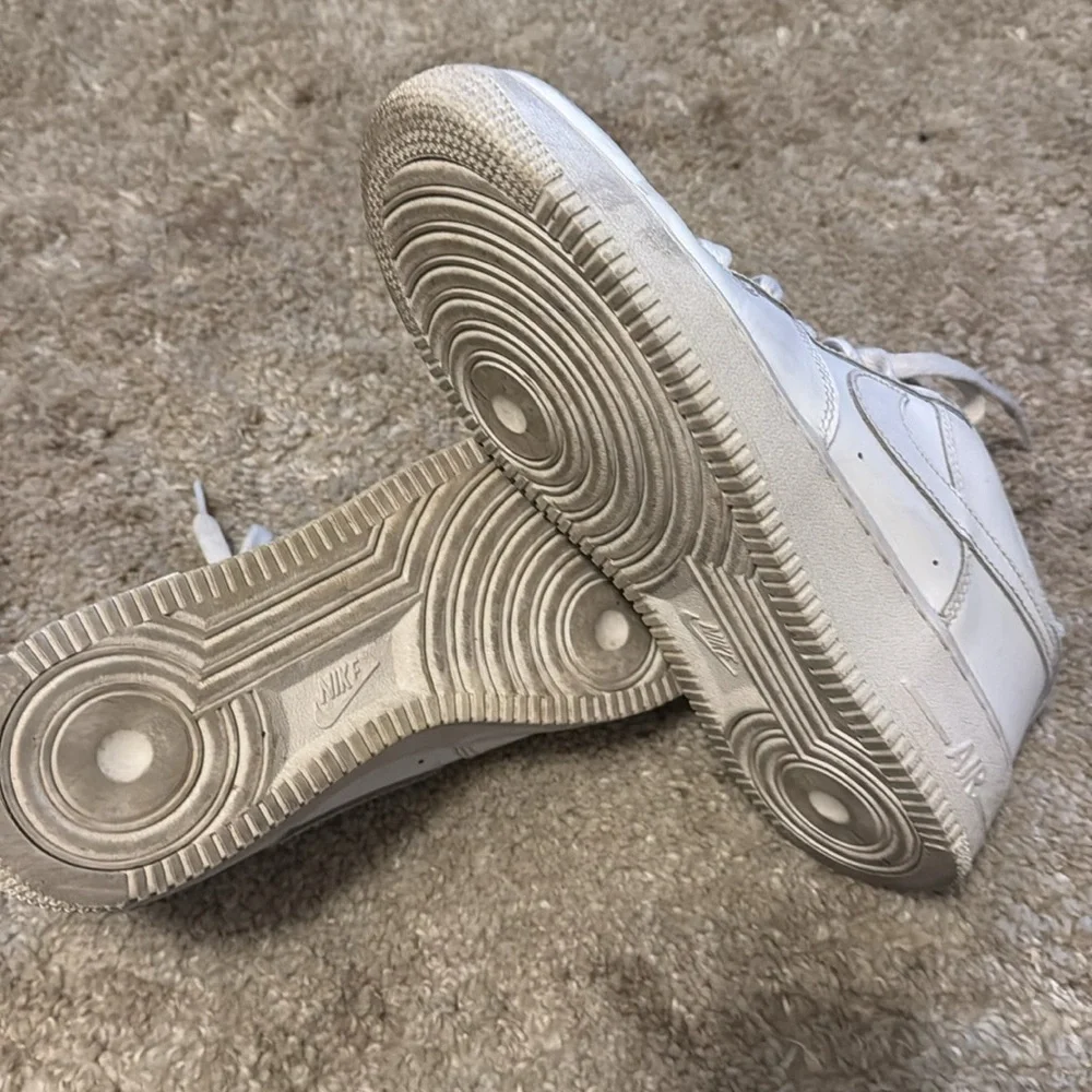 🍍 Size 6- Nike Air Force 1 Low White DD8959-100 S1